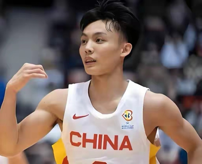 广东宏远主场逆转江苏男篮 徐杰萨姆纳联手助胜