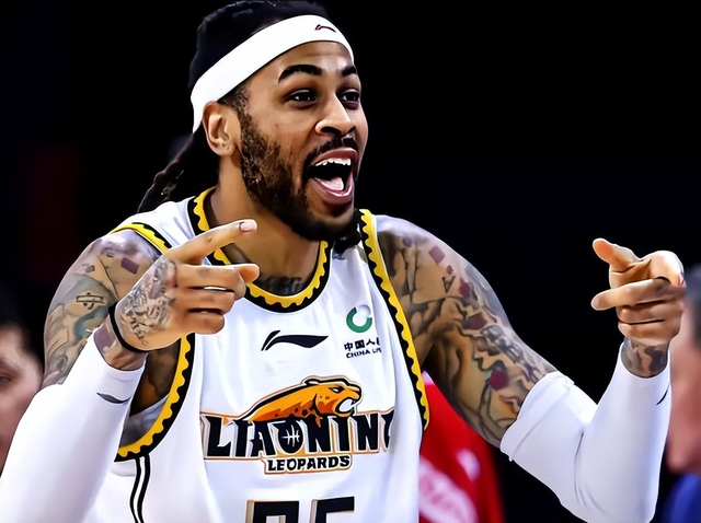 莱迪21+9+1抢断助辽宁双杀福建