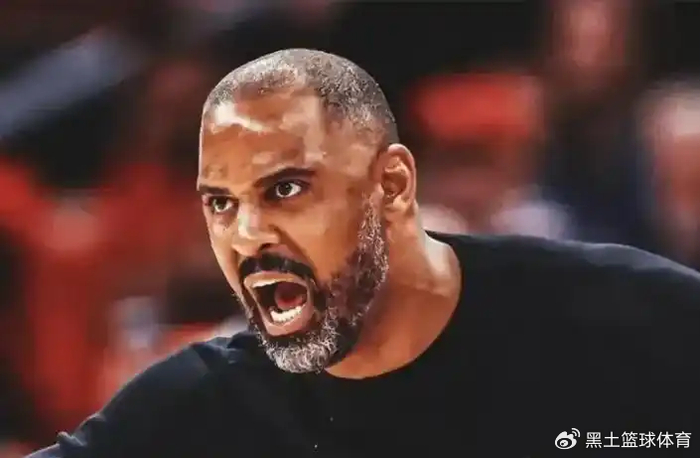 火箭队输球后乌杜卡是否下课引争议 管理层称合